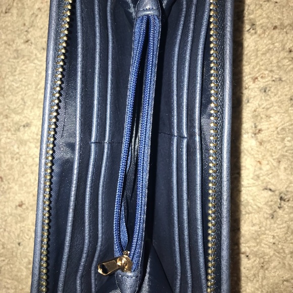 Wallet - Picture 4 of 4